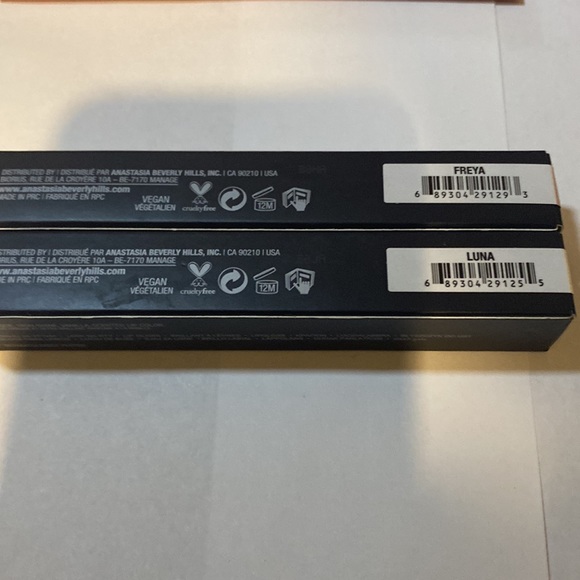 πGLOW w/ABH 4 pc HIGHLIGHT & 2 Glosses - Picture 11 of 15